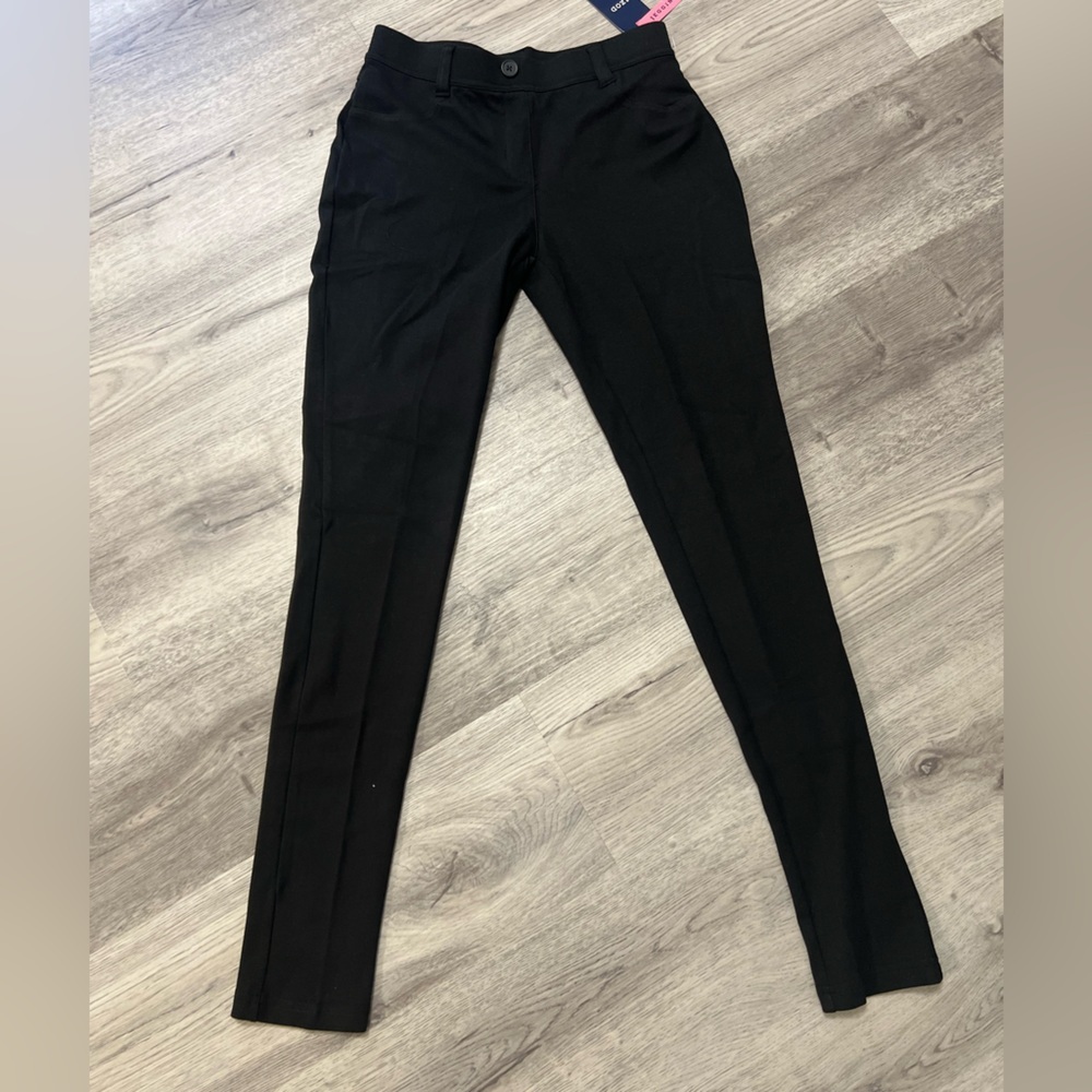 Girls IZOD Legging size 7 Black NWT